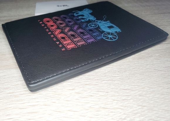 Cosch Passport Holder carriage design NWT - Picture 8 of 8